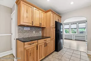 467 N 8th St, Stroudsburg, PA 18360 - Photo 13