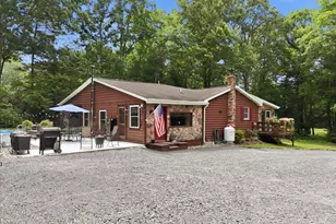 1646 Erie Ct, Effort, PA 18330 - Photo 55