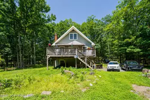 3196 Woodcrest Ave, Effort, PA 18330 - Photo 1