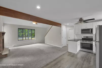  148 Sandlewood Drive, East Stroudsburg, PA 18301 - Photo 5