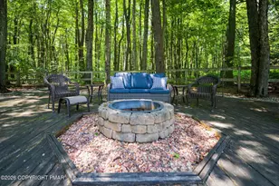 211 Annette Marie Dr, Long Pond, PA 18334 - Photo 17