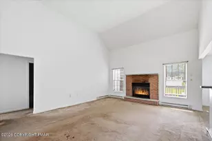 86 Northpark Dr, East Stroudsburg, PA 18302 - Photo 13