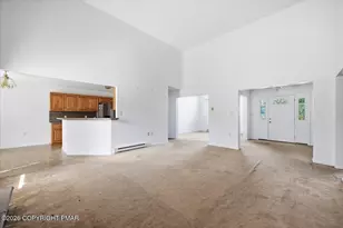 86 Northpark Dr, East Stroudsburg, PA 18302 - Photo 15