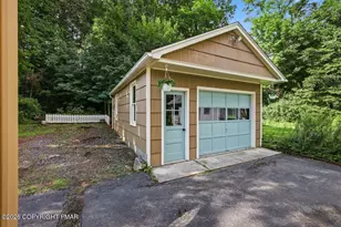 63 Oak St, Delaware Water Gap, PA 18327 - Photo 19