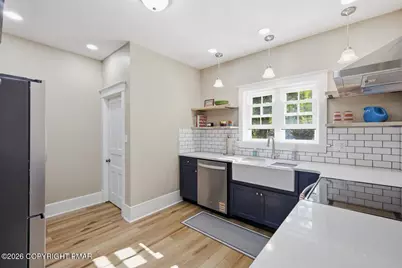  63 Oak Street, Delaware Water Gap, PA 18327 - Photo 11