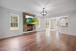 6330 Laurel Rd, Pocono Summit, PA 18346 - Photo 11