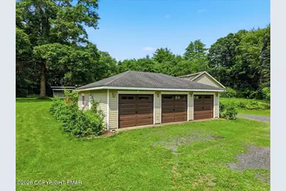  787 Polk Valley Road, Stroudsburg, PA 18360 - Photo 19