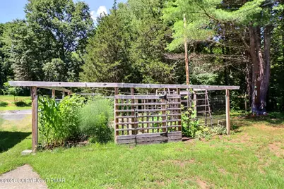  787 Polk Valley Road, Stroudsburg, PA 18360 - Photo 23