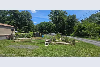  135 Little Creek Lane, East Stroudsburg, PA 18301 - Photo 5