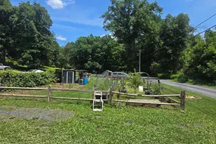 135 Little Creek Ln, East Stroudsburg, PA 18301 - Photo 5