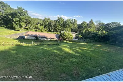  135 Little Creek Lane, East Stroudsburg, PA 18301 - Photo 7