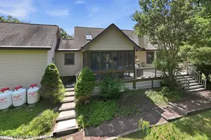 259 Wyndham Dr, Cresco, PA 18326 - Photo 59