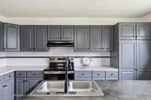 44 N Green St, East Stroudsburg, PA 18301 - Photo 11