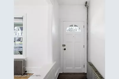  44 N Green Street, East Stroudsburg, PA 18301 - Photo 5