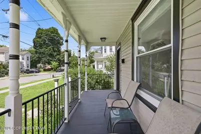  44 N Green Street, East Stroudsburg, PA 18301 - Photo 3