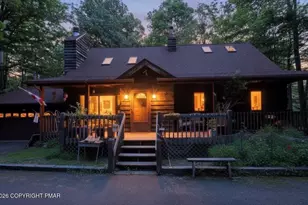 7 Libra Mew, Lake Ariel, PA 18436 - Photo 1