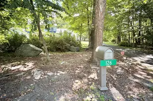 126 Talon Dr, Tannersville, PA 18372 - Photo 17