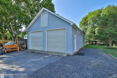  132 E Landis Street, Coopersburg, PA 18036 - Photo 59