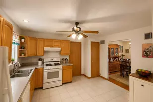 16 Flagstone Ln, East Stroudsburg, PA 18302 - Photo 7