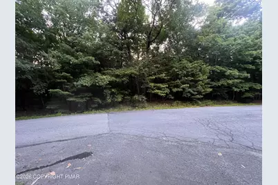  1 Arlene Dr Drive, Effort, PA 18330 - Photo 3