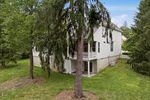 539 Tournament Ct, East Stroudsburg, PA 18302 - Photo 49