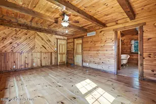 14 E Point Rd, Albrightsville, PA 18210 - Photo 29