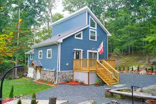 375 Canterbury Rd, Bushkill, PA 18324 - Photo 3