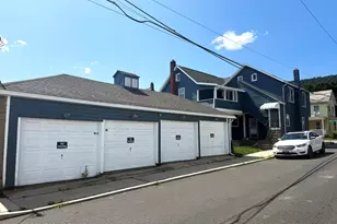 500 Pen Argyl St, Pen Argyl, PA 18072 - Photo 3