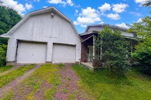 1970 Forest St, Lehighton, PA 18235 - Photo 3