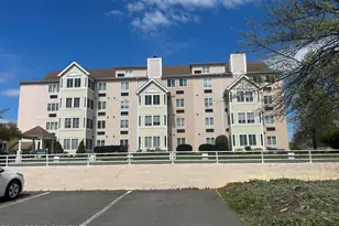 3 Village Circle, Stroudsburg, PA 18360 - Photo 1
