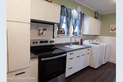  201 N Lehigh Street, Tamaqua, PA 18252 - Photo 15