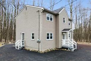 400 Cedar Dr, Long Pond, PA 18334 - Photo 7
