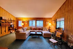 257 Saunders Dr, Bushkill, PA 18324 - Photo 3