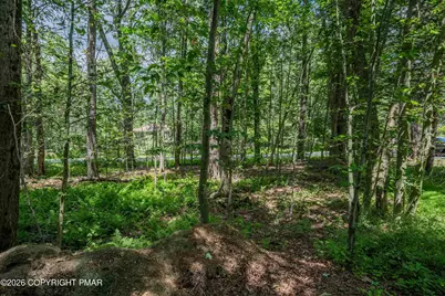  Beechwood Rd 5, Blakeslee, PA 18610 - Photo 3