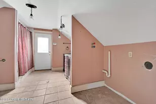 315 S Centre St, Pottsville, PA 17901 - Photo 39