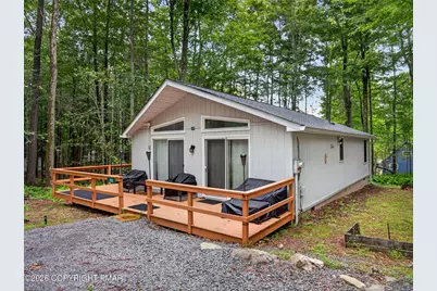  186 Wyomissing Drive, Pocono Lake, PA 18347 - Photo 5