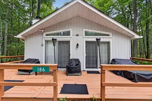186 Wyomissing Dr, Pocono Lake, PA 18347 - Photo 9