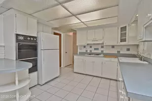 3215 Sunrise Dr, Stroudsburg, PA 18360 - Photo 9