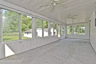 3215 Sunrise Dr, Stroudsburg, PA 18360 - Photo 15