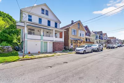  325 E Fell Street, Summit Hill, PA 18250 - Photo 3