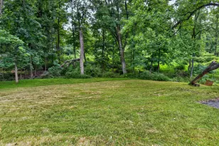 203 Ruth St, Portland, PA 18351 - Photo 49