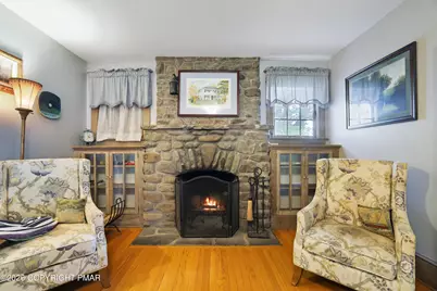  55 Center Avenue, Mount Pocono, PA 18344 - Photo 9