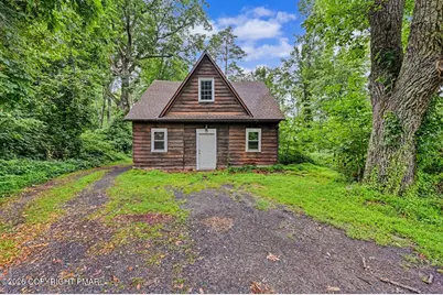  239 Meadowside Road, Mount Pocono, PA 18344 - Photo 3