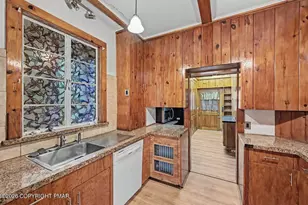 239 Meadowside Rd, Mount Pocono, PA 18344 - Photo 23