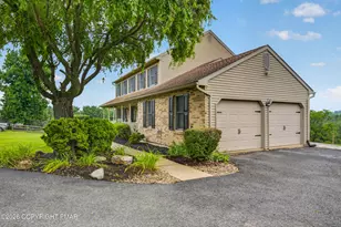 5783 Shady Ln, Nazareth, PA 18064 - Photo 3