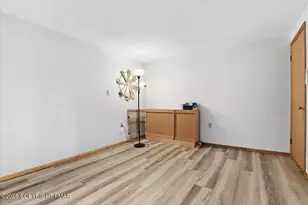292 Paxinos Dr, Pocono Lake, PA 18347 - Photo 23