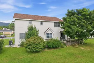 229 Delaware Ave, Wind Gap, PA 18091 - Photo 61