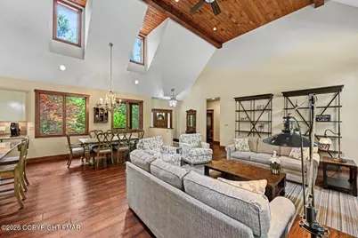  5395 Woodland Avenue, Pocono Pines, PA 18350 - Photo 5