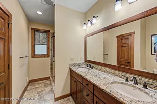 5395 Woodland Ave, Pocono Pines, PA 18350 - Photo 15