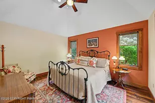 5395 Woodland Ave, Pocono Pines, PA 18350 - Photo 13